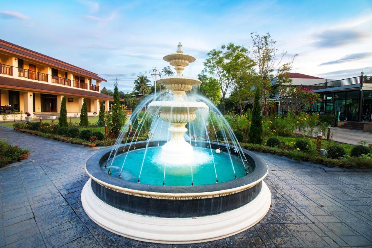 Au Place Hotel Лей Экстерьер фото